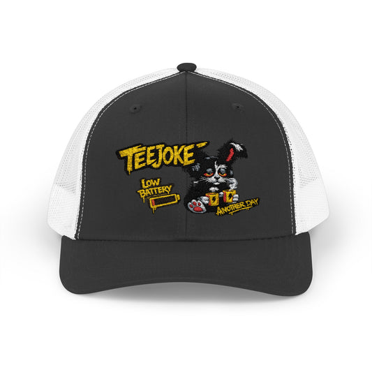 Gorra Trucker TeeJoke “Low Battery” Bordada – Street Art